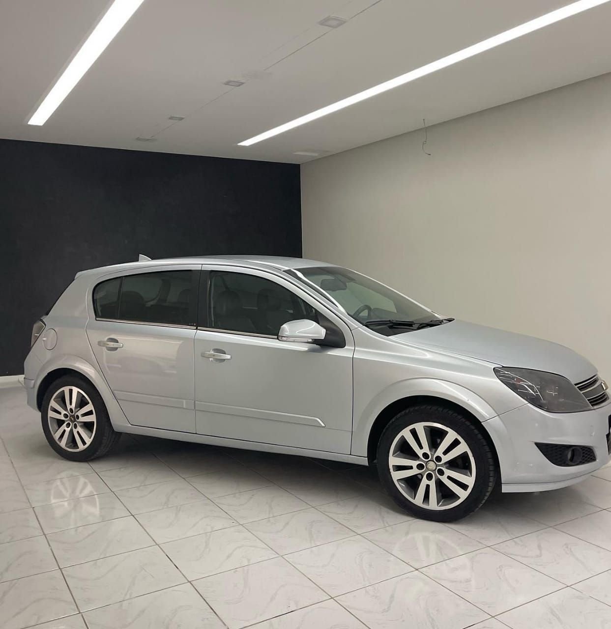 Chevrolet Vectra Hatch GTX 2.0 2010