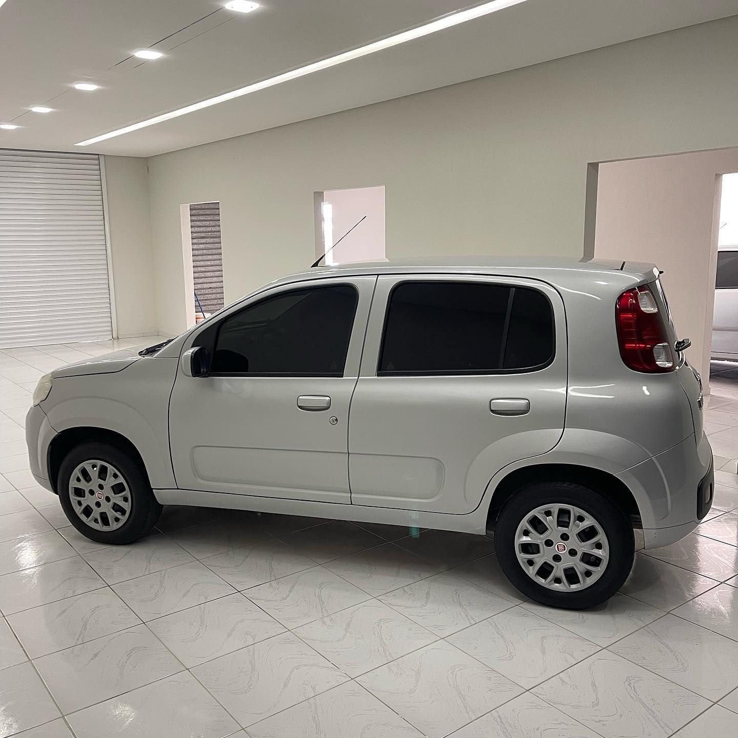 Fiat Uno vivace 1.0 2012